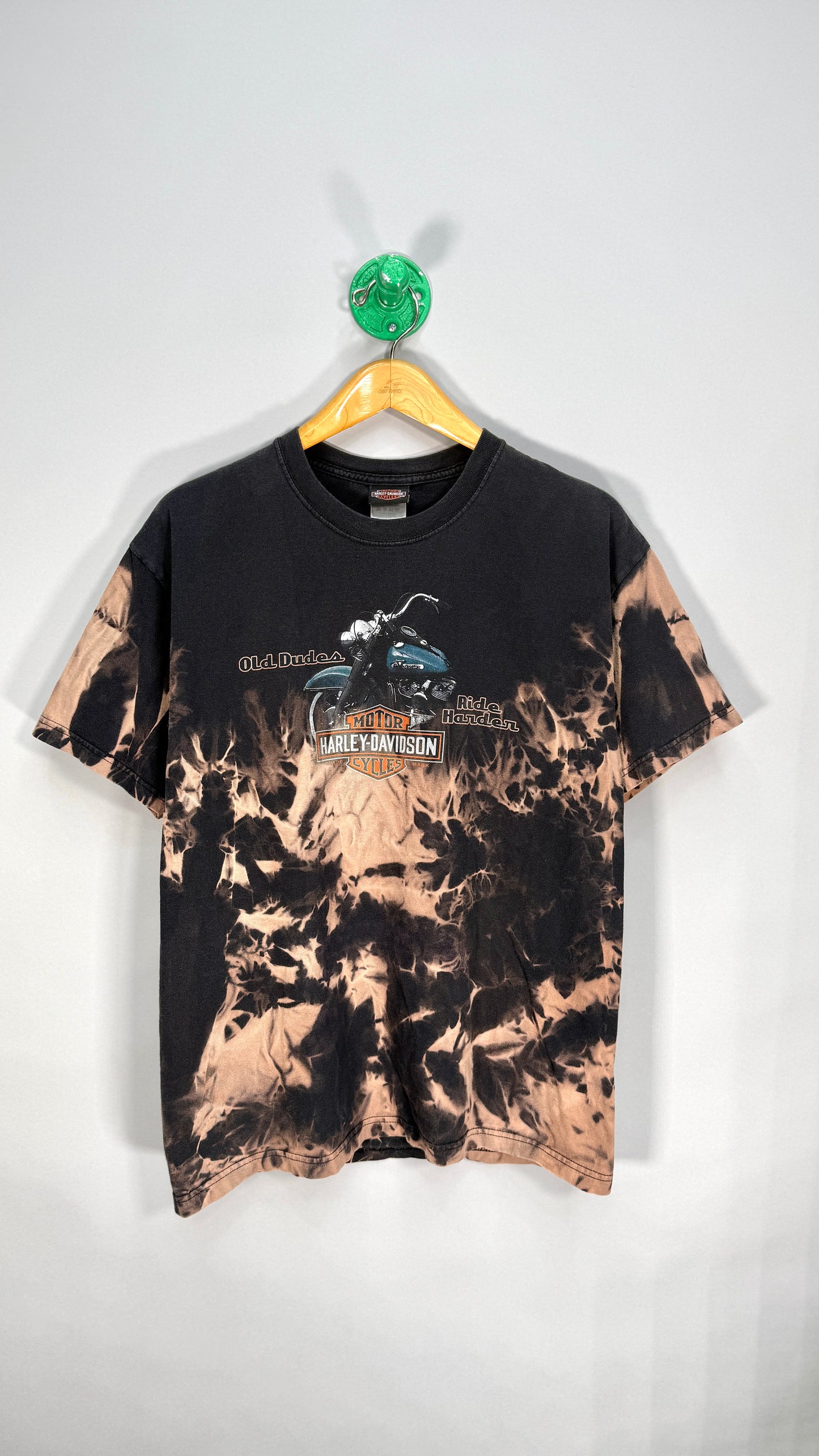 Harley Davidson  T Shirt - L