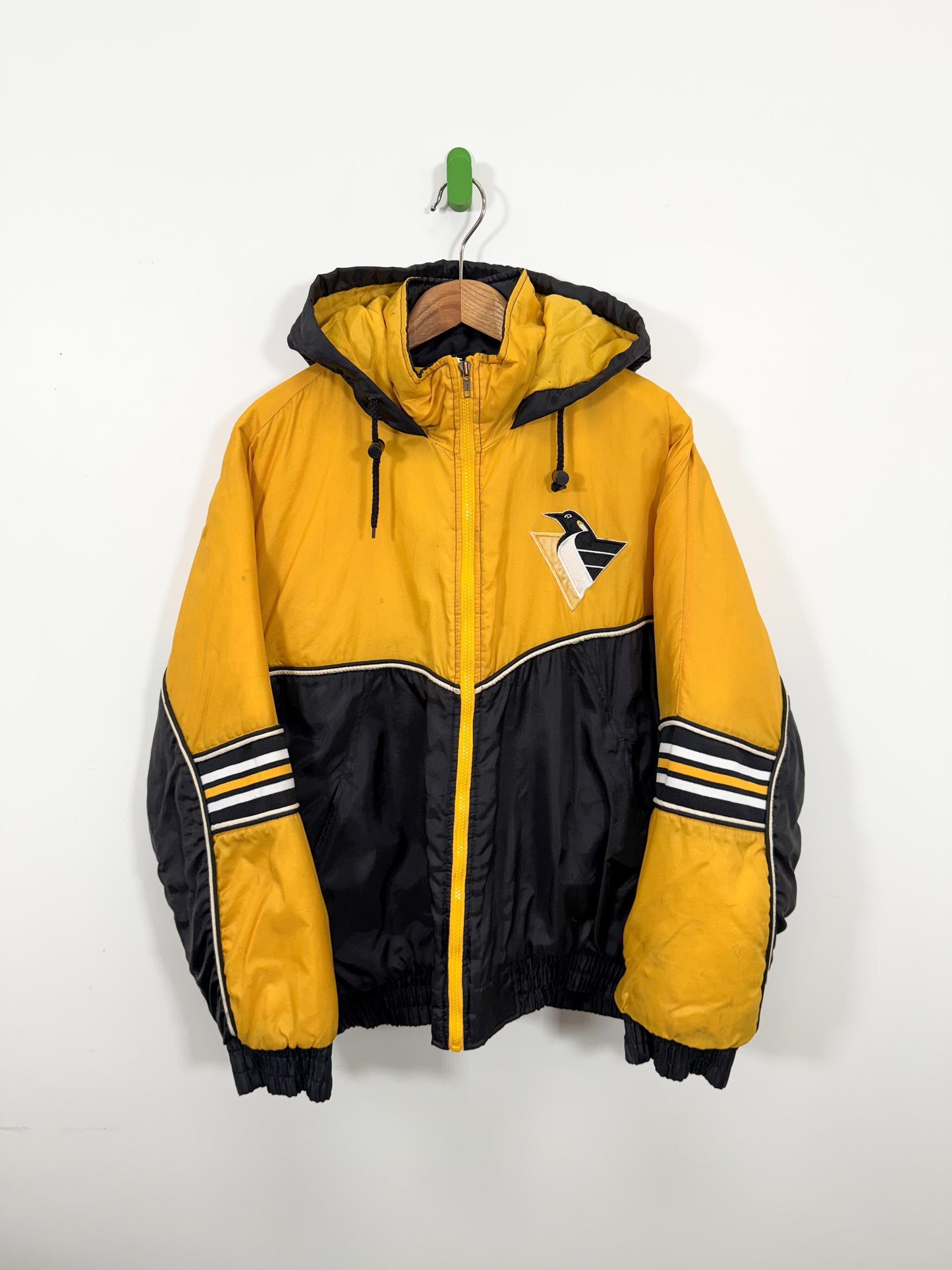 90s Pittsburgh Penguins Puffer Jacket - M