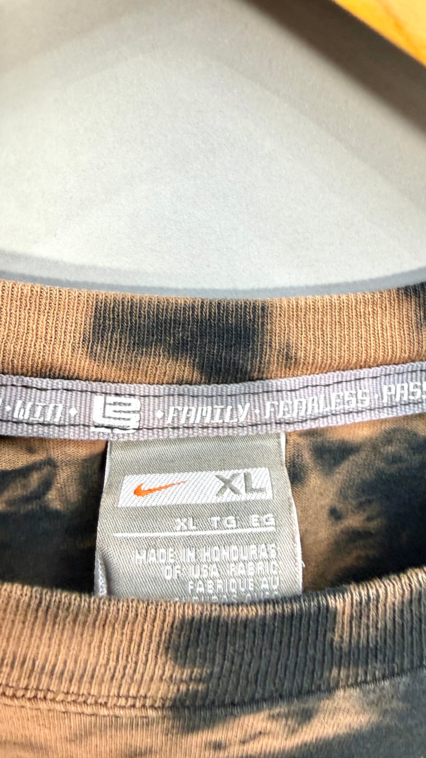 y2K Lebron T shirt - XL