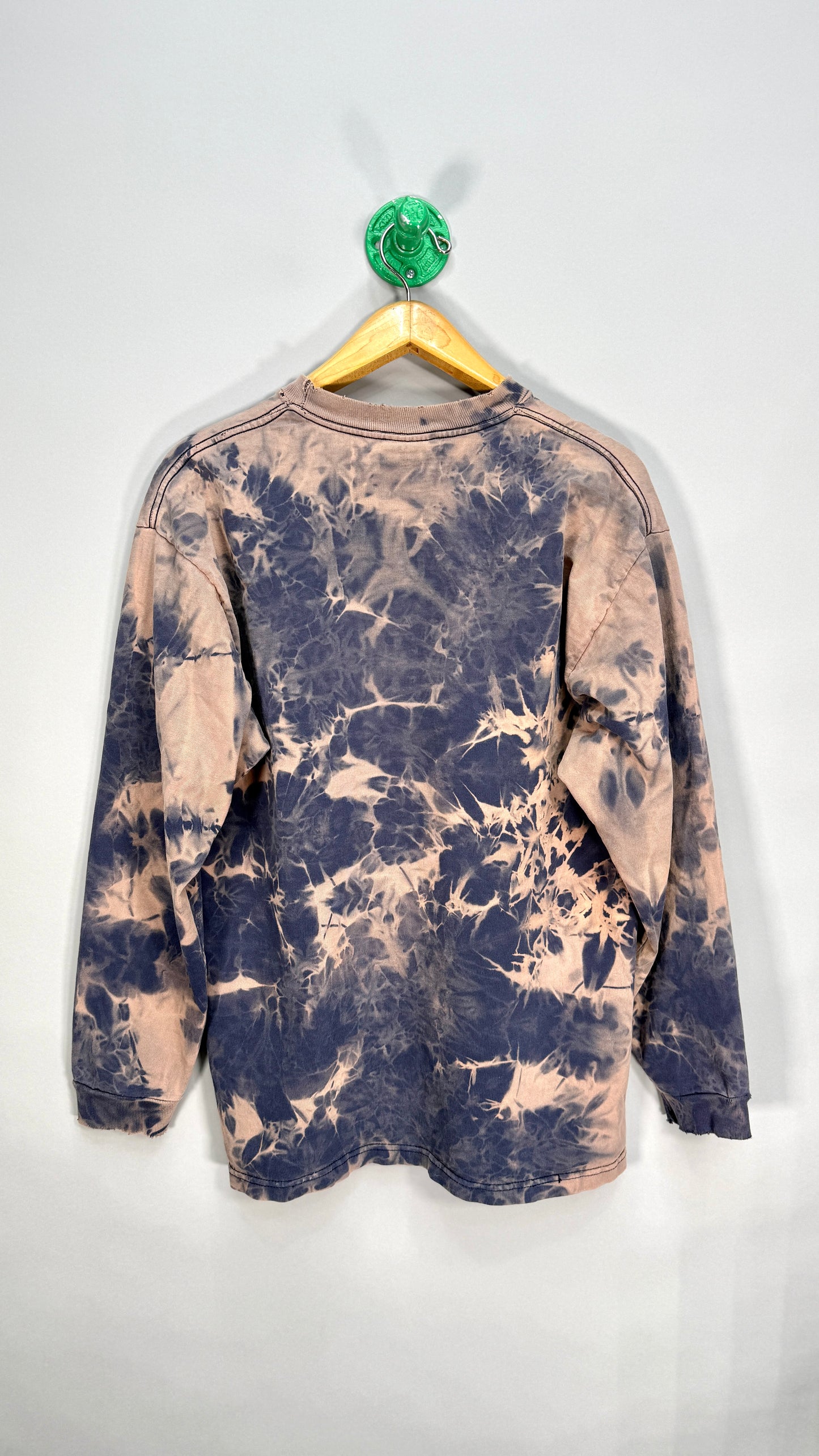 Georgetown Long Sleeve - L