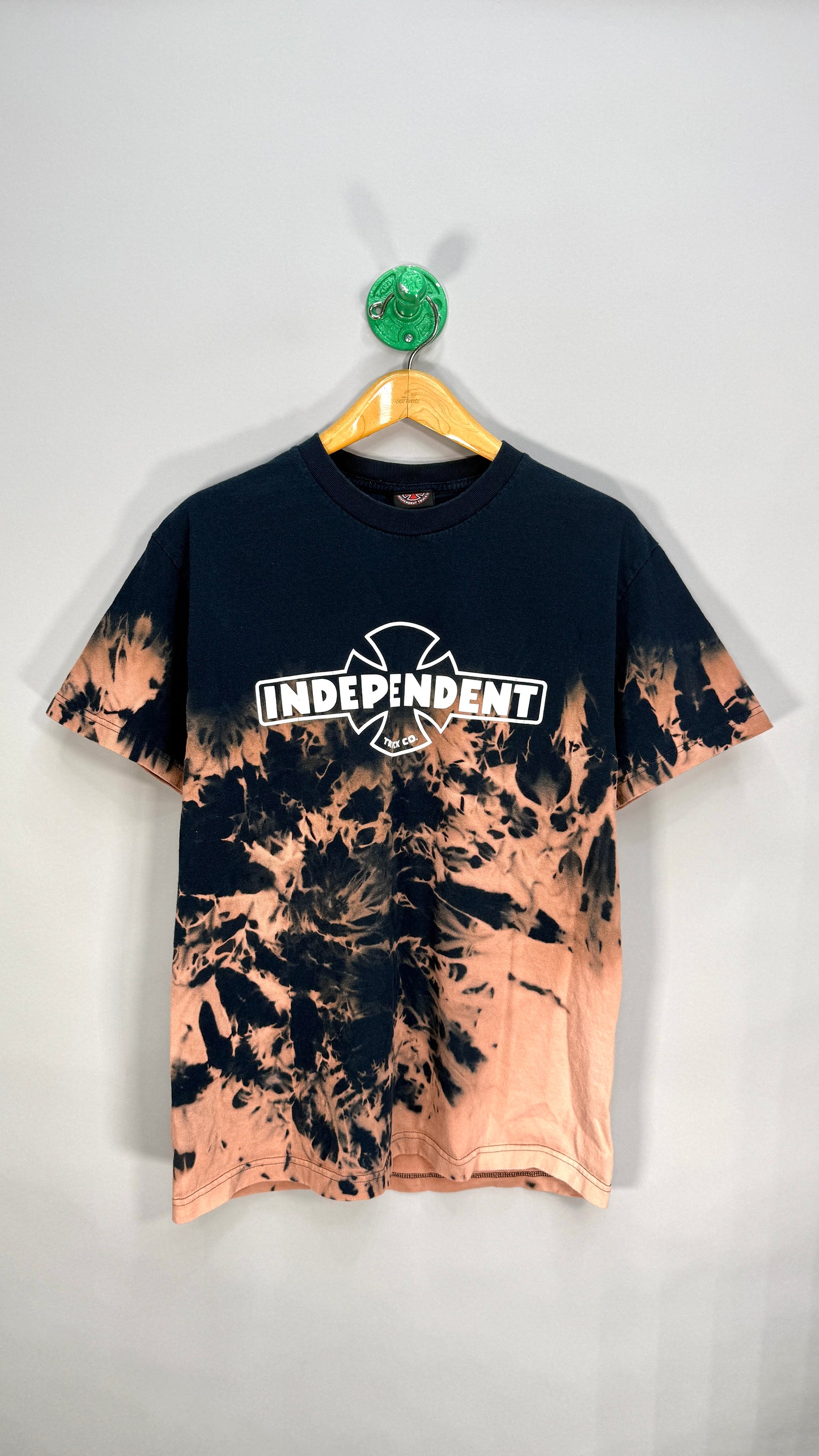 Independent T Shirt - M