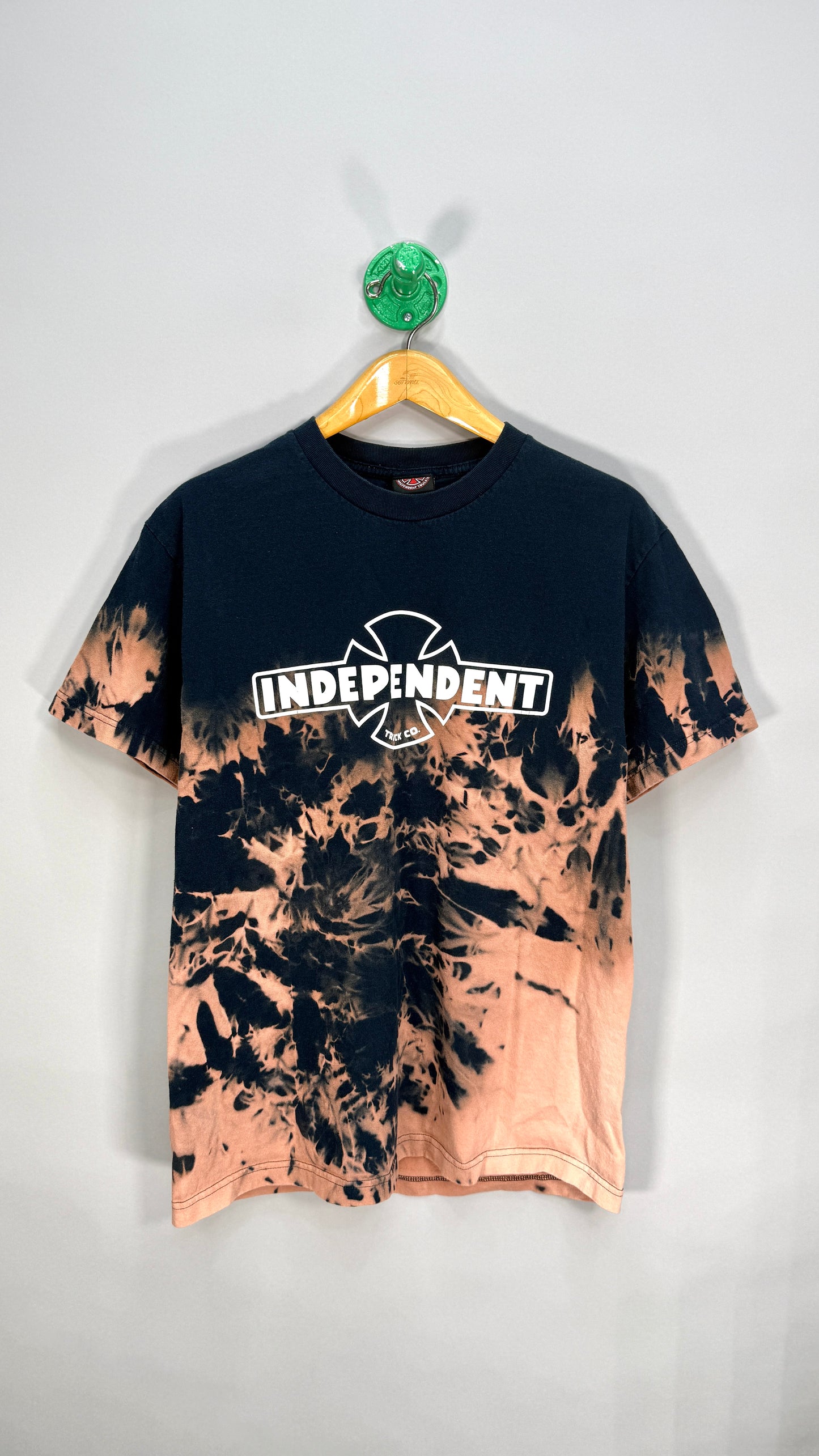 Independent T Shirt - M