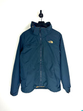 Load image into Gallery viewer, TNF Dryvent Jacket 2 in 1 - M
