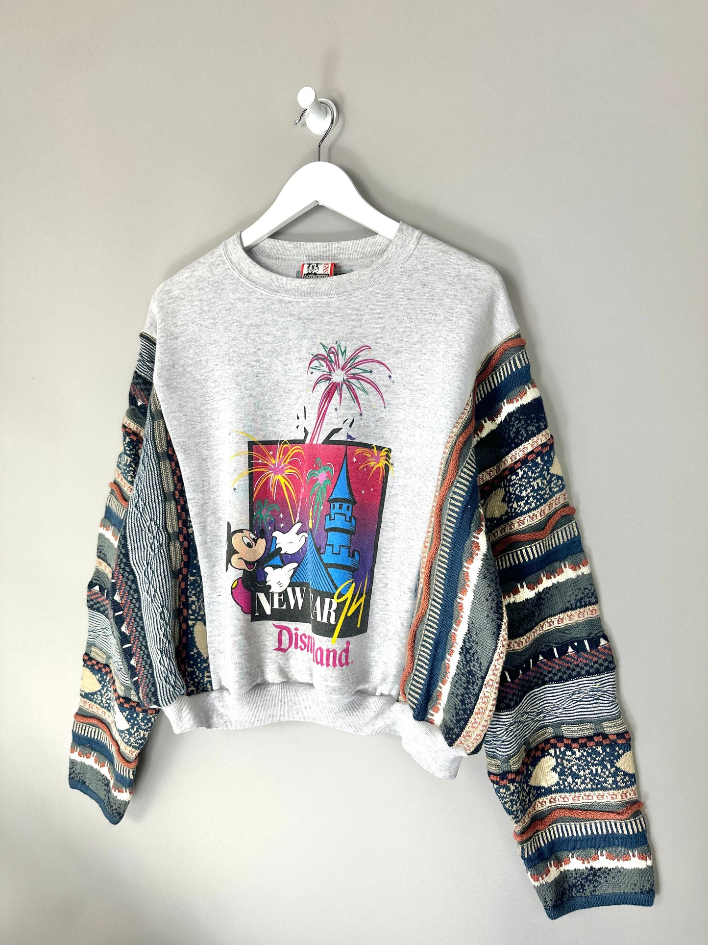 90s Disneyland Sweatshirt - Boxy M