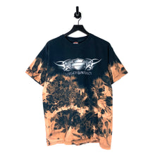 Load image into Gallery viewer, Harley Davidson T Shirt - L

