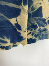 Load image into Gallery viewer, 90s Nike Sweatshirt - L
