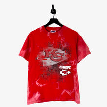 Load image into Gallery viewer, Chiefs T Shirt - M
