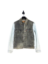 Load image into Gallery viewer, 90s 2 Toned Levis Jacket - M
